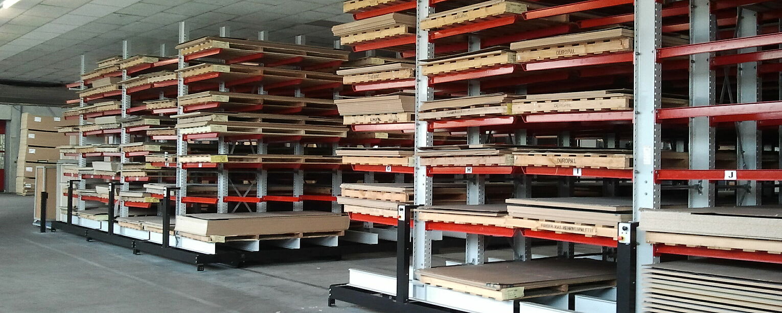 [Translate "Belgium (NL)"] [Translate "Niederlande"] Mobile cantilever racking