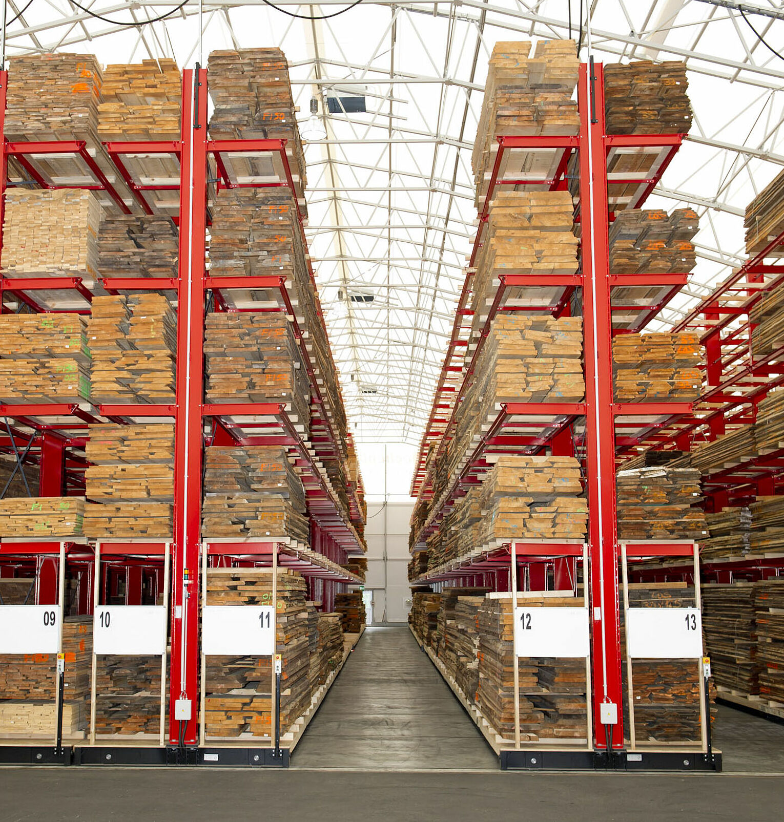 [Translate "Belgium (NL)"] [Translate "Niederlande"] Cantilever racking timber trade