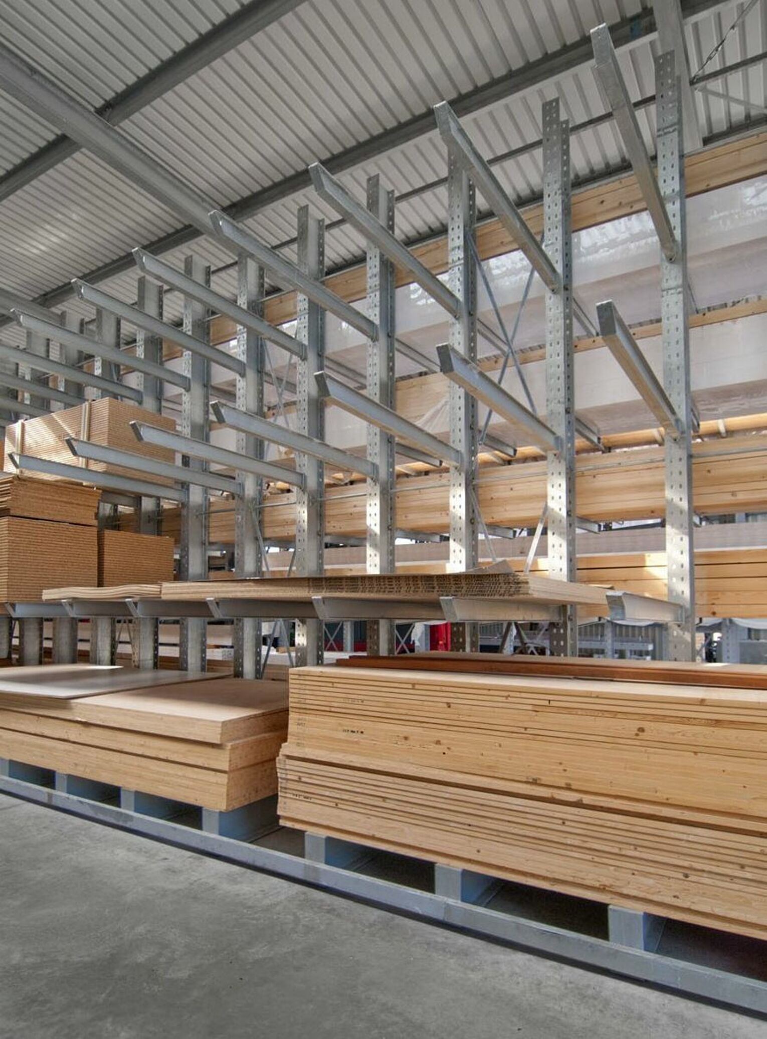 [Translate "Belgium (NL)"] [Translate "Niederlande"] Cantilever racking timber trade