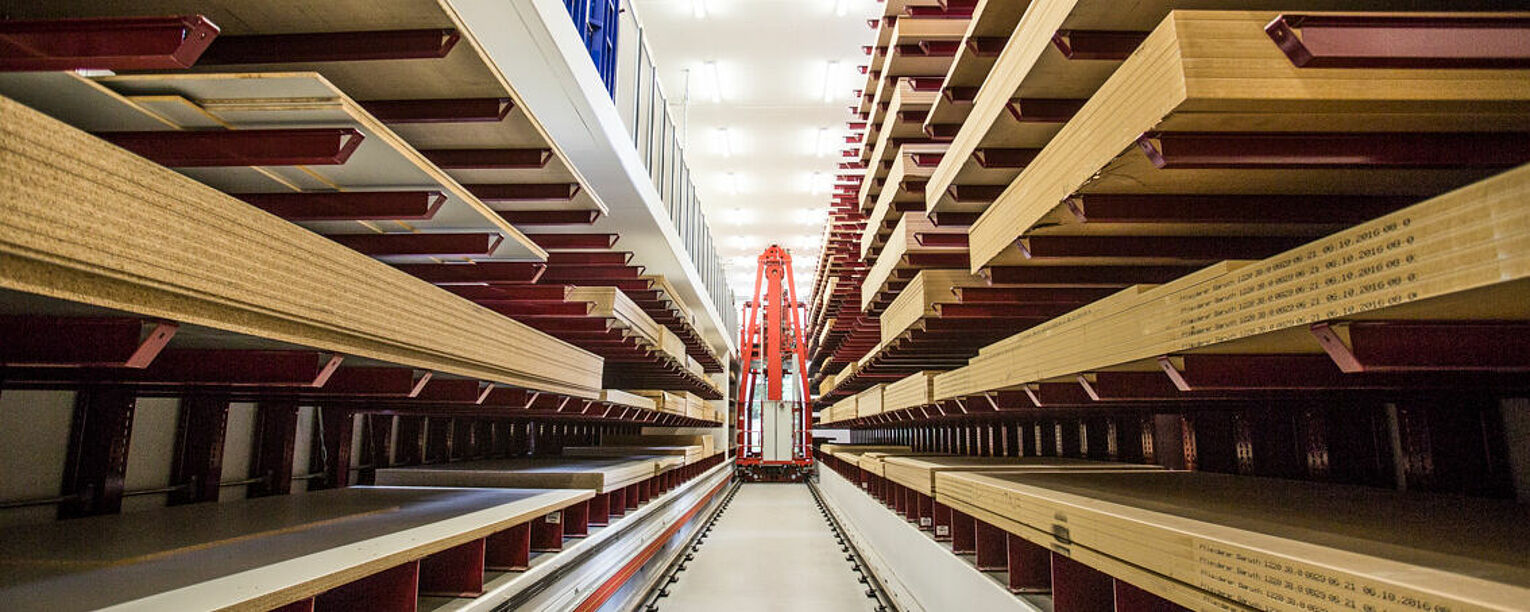 [Translate "Belgium (NL)"] [Translate "Niederlande"] Cantilever racking timber trade